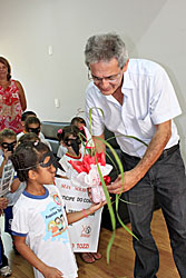 Crianças do CMEI Francisco Tozzi no combate a dengue
